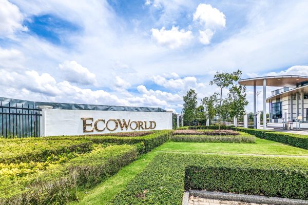 02 Eco World Signage